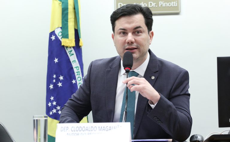 Proposta cria política de modernização da saúde pública, com uso de telemedicina e de inteligência artificial