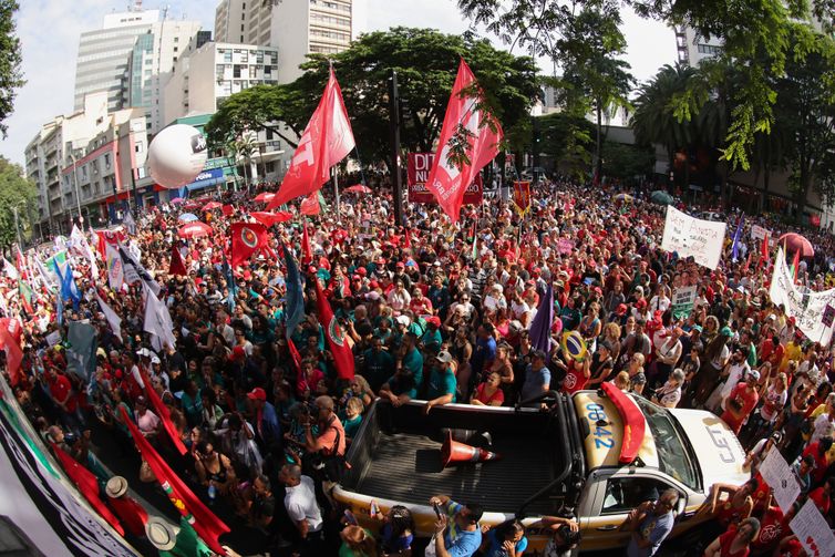 Cidades brasileiras têm atos contra anistia a golpistas neste domingo