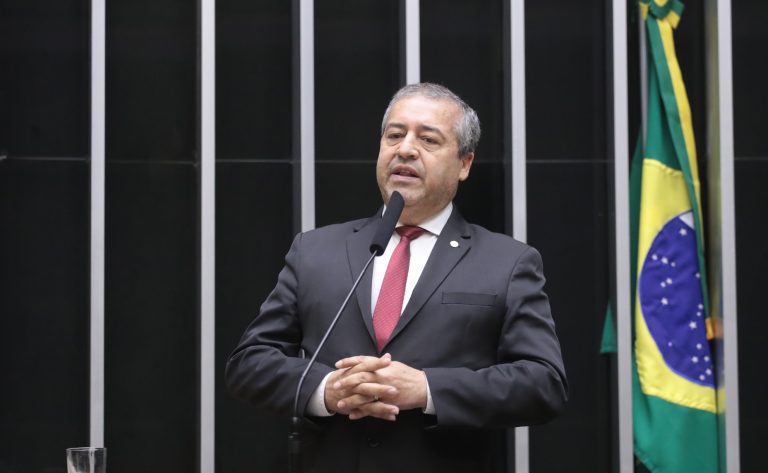Proposta estabelece normas gerais para a administração pública