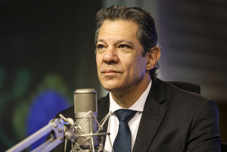 Brasil vai viver situação nova com reforma tributária, diz Haddad