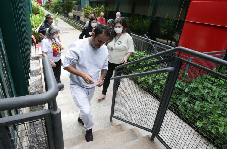 Greve de fome de Glauber completa 8 dias e mobiliza apoios 