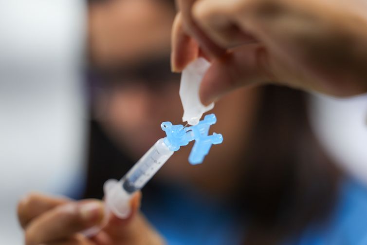 OMS: surtos de doenças preveníveis ameaçam progresso na vacinação