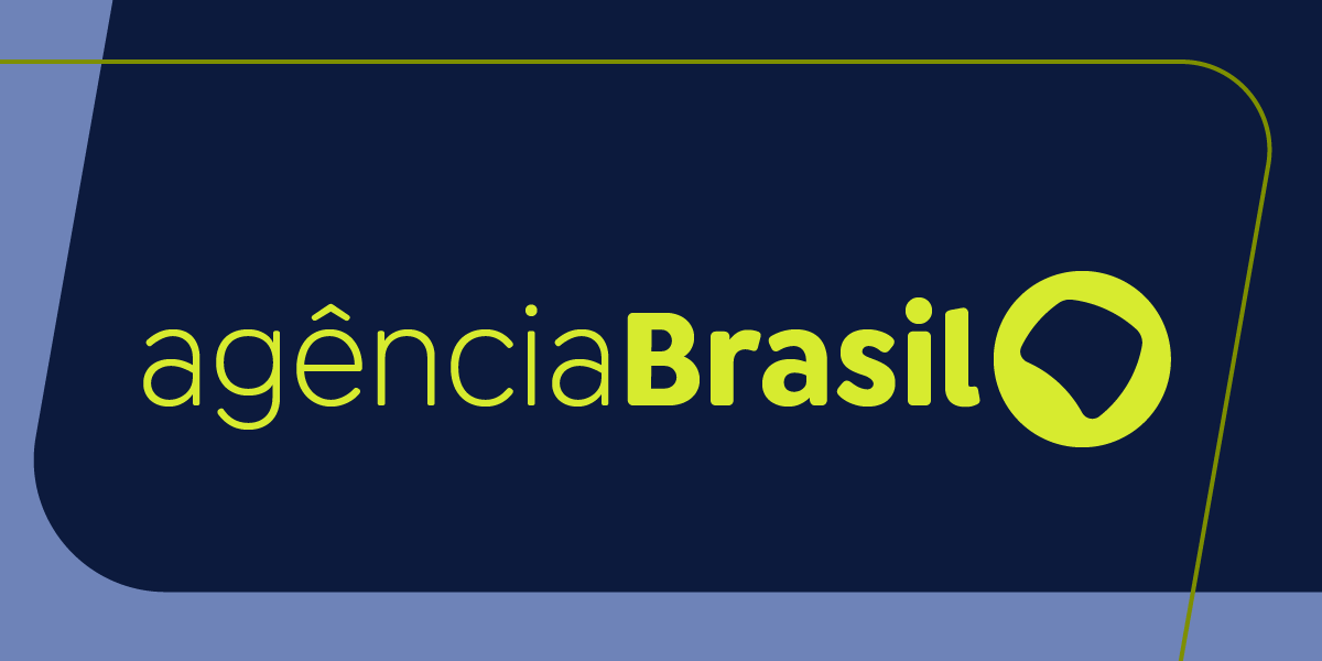 Professores municipais de SP decidem continuar greve
