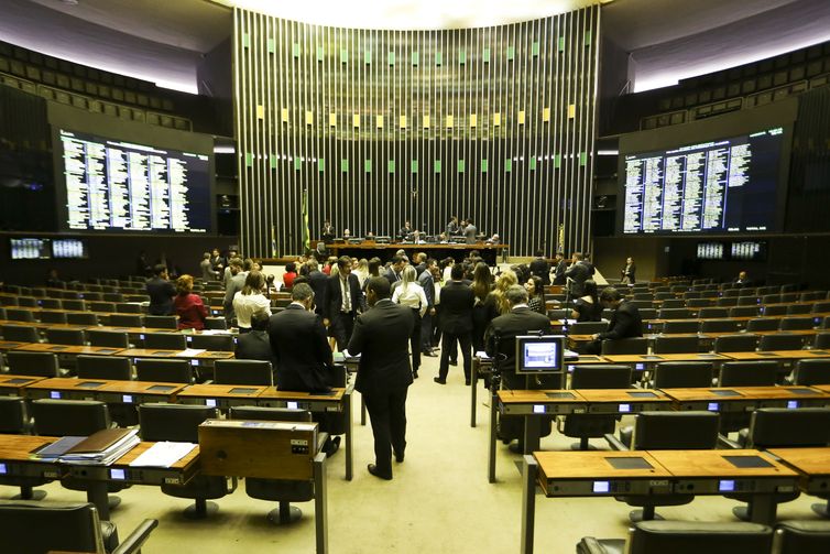 Câmara pode votar urgência para aumentar número de deputados federais