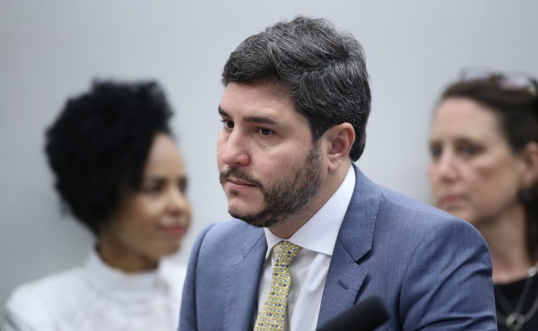 Comissão aprova aumento progressivo de escolas com educação integral na rede pública