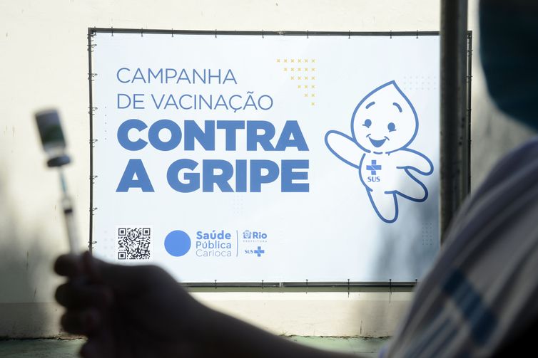 Gripe é a principal causa de mortes por SRAG em idosos, alerta Fiocruz
