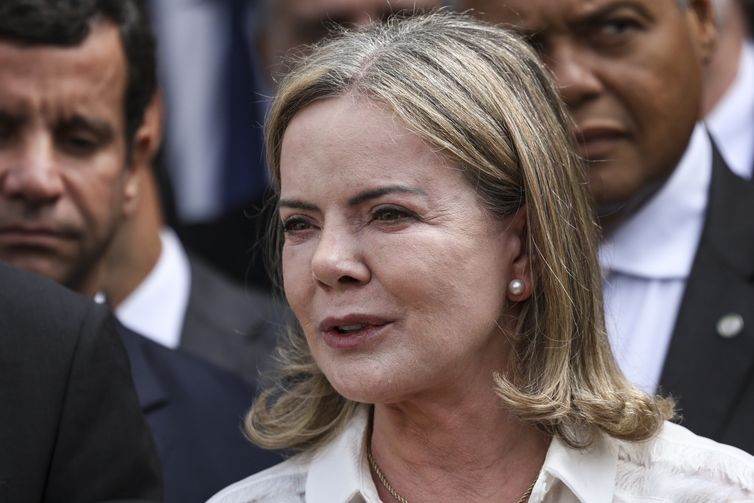 Ministras e Janja defendem Marina Silva após ataques de senadores