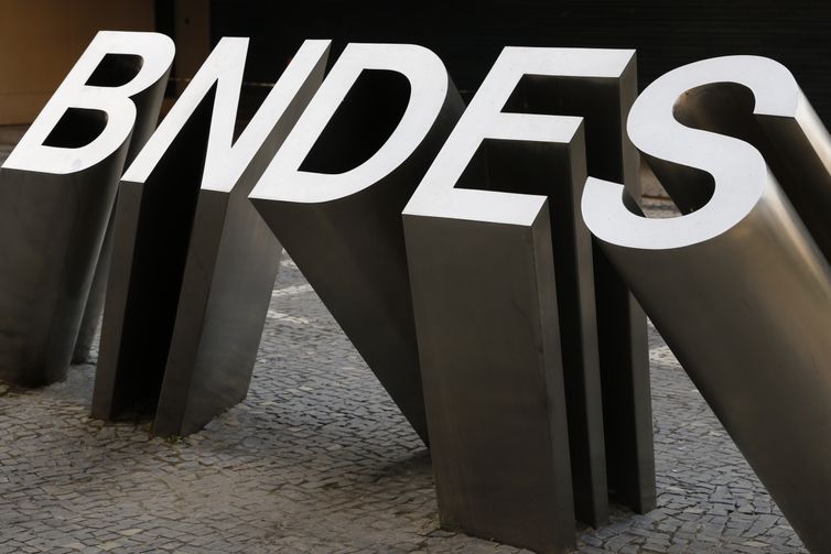 BNDES repassará primeiros recursos do Fundo Rio Doce em julho