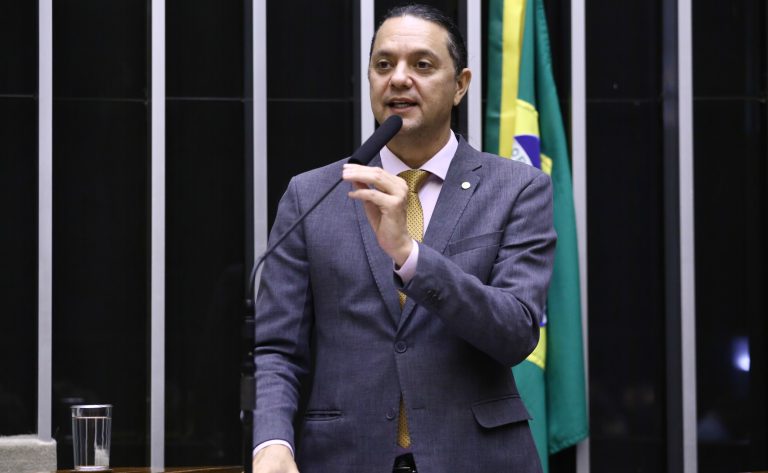 Comissão aprova criação de carteira nacional de identificação da pessoa com deficiência