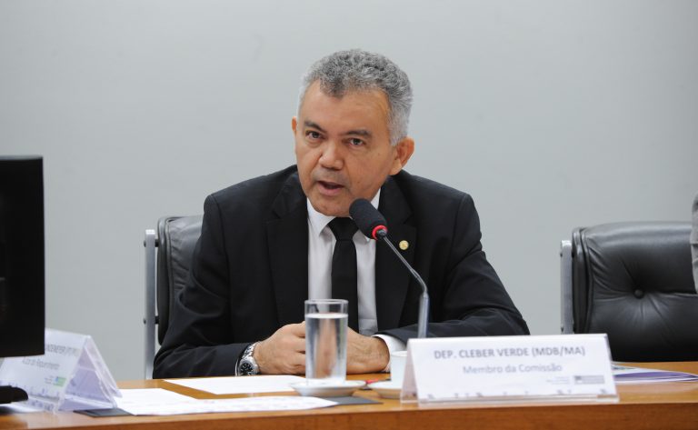 Comissão aprova pena maior para estelionato contra idoso a partir dos 60 anos