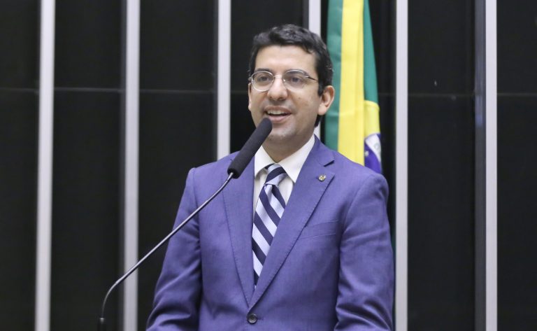 Comissão aprova reconhecimento do modo de fazer renda de filé de Alagoas