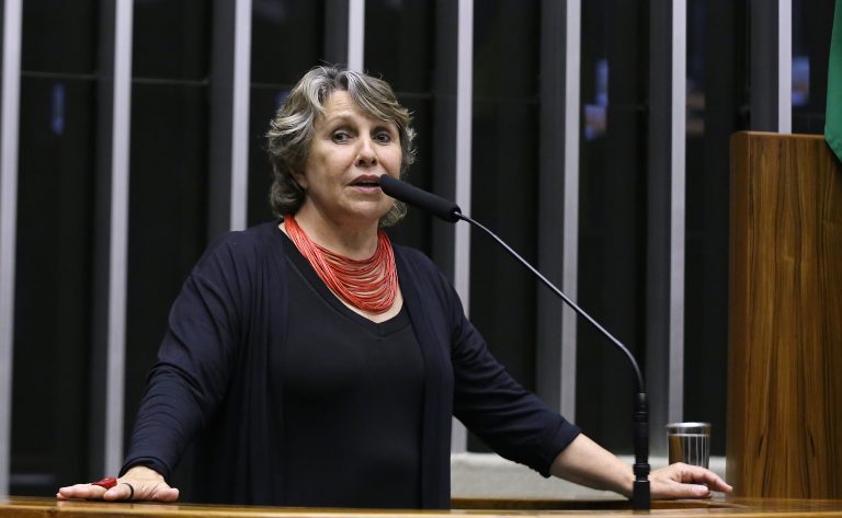 Comissão discute criação de semana de conscientização sobre doenças mitocondriais