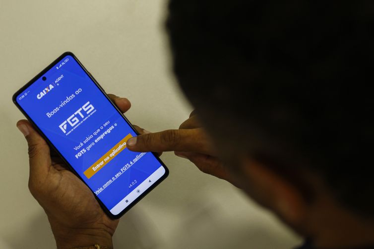 Caixa conclui distribuição de quase R$ 13 bilhões de lucro do FGTS