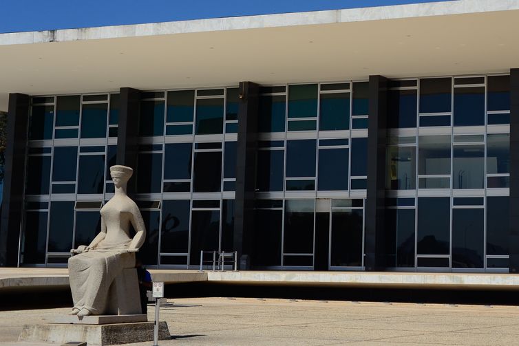 No STF, servidor diz que governo Bolsonaro tentou ligar Lula a facção
