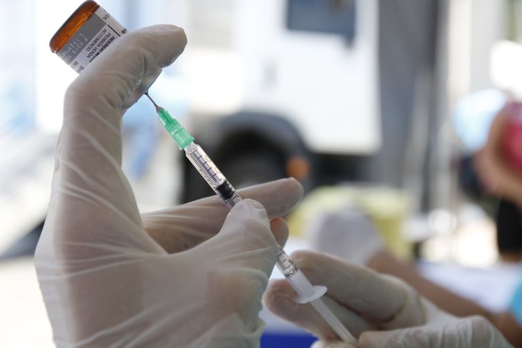 Casos de sarampo tiveram aumento de 34 vezes em 2025, alerta Opas