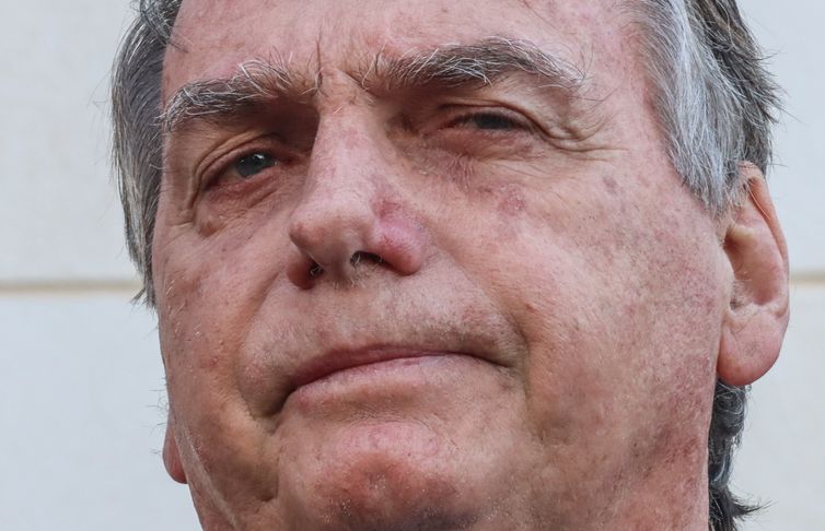 Prisão, perda de patente: entenda próximos passos após condenação 