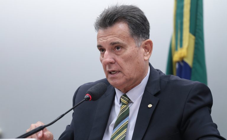 Projeto amplia conceito legal de terrorismo para incluir o narcoterrorismo