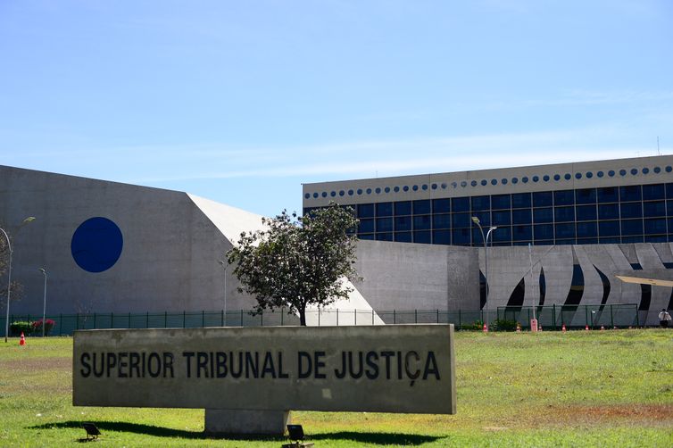 STJ autoriza ronda virtual em busca de pornografia infantil