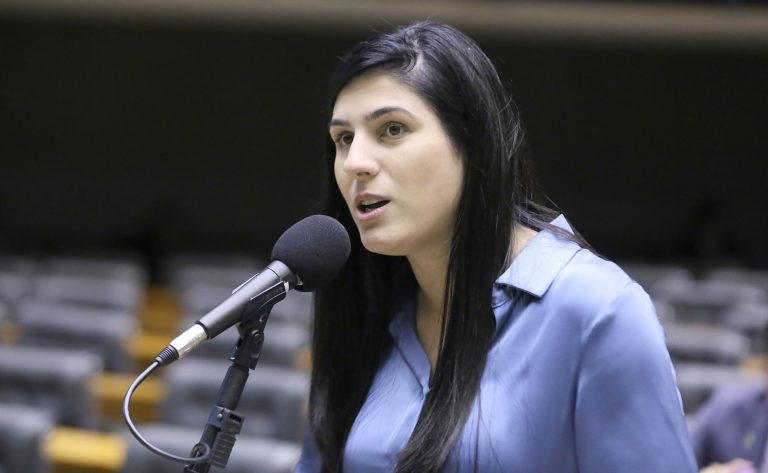 Comissão discute políticas públicas para crianças e adolescentes com deficiência