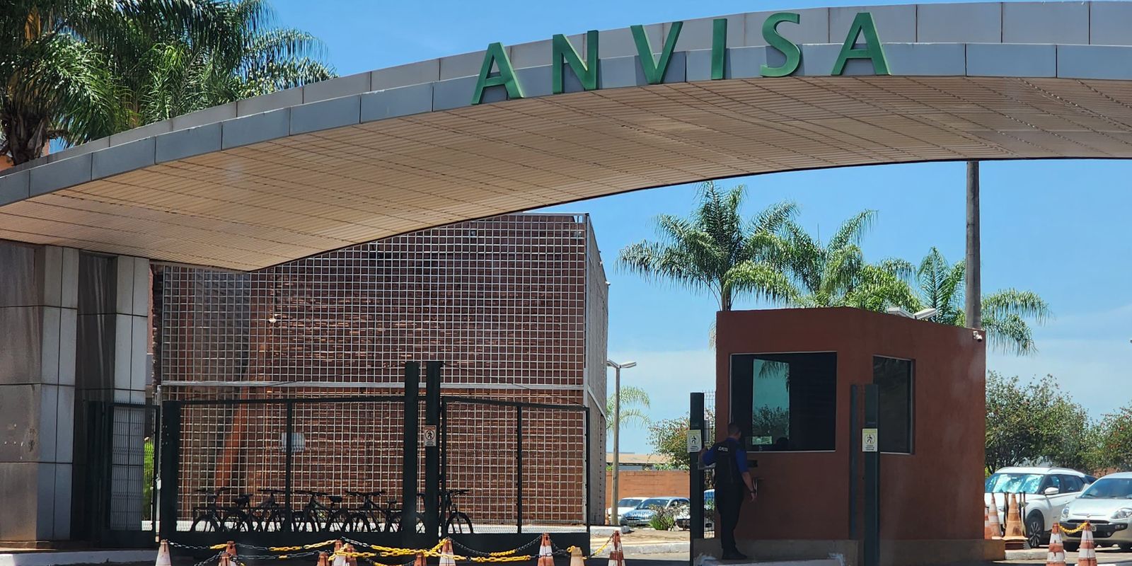 Anvisa recolhe lote de chocolate Laka por problema na embalagem
