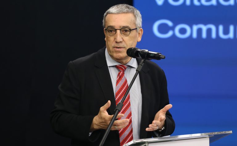 Especialistas destacam necessidade de priorizar diálogo e acessibilidade na comunicação pública